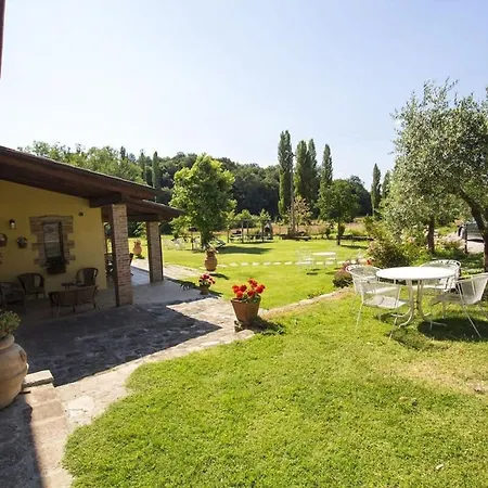 Four Seasons Close To Art Cities Of Umbria *